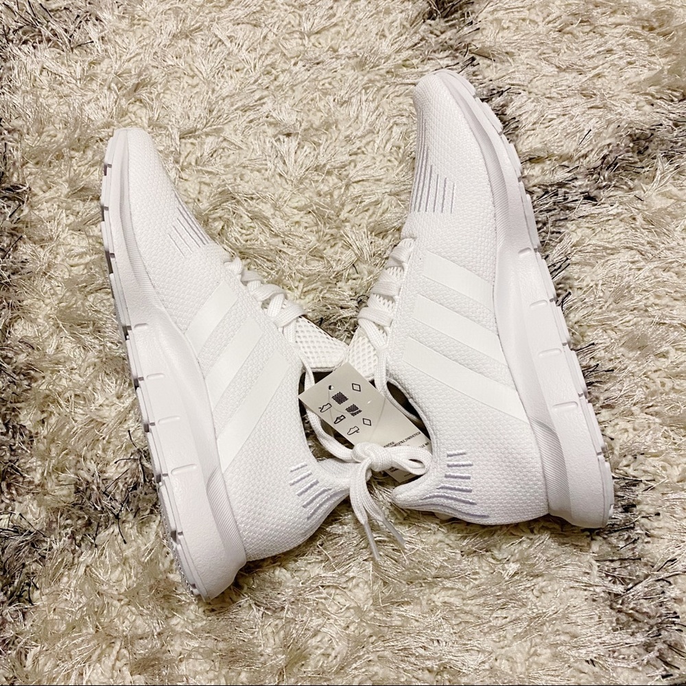 Adidas • Swift Run Sneakers - Picture 13 of 14